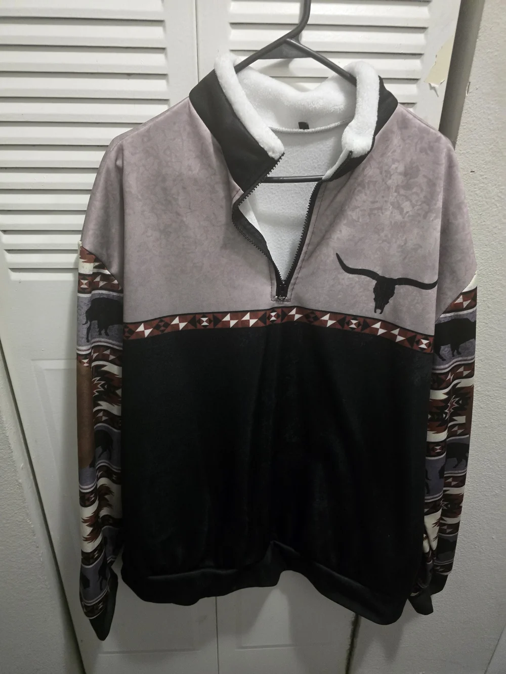 Men's Longhorn Motif Half-Zip Pullover Sweater - Black & Taupe